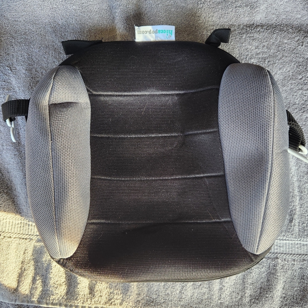 Hiccapop Inflatable Booster Seat